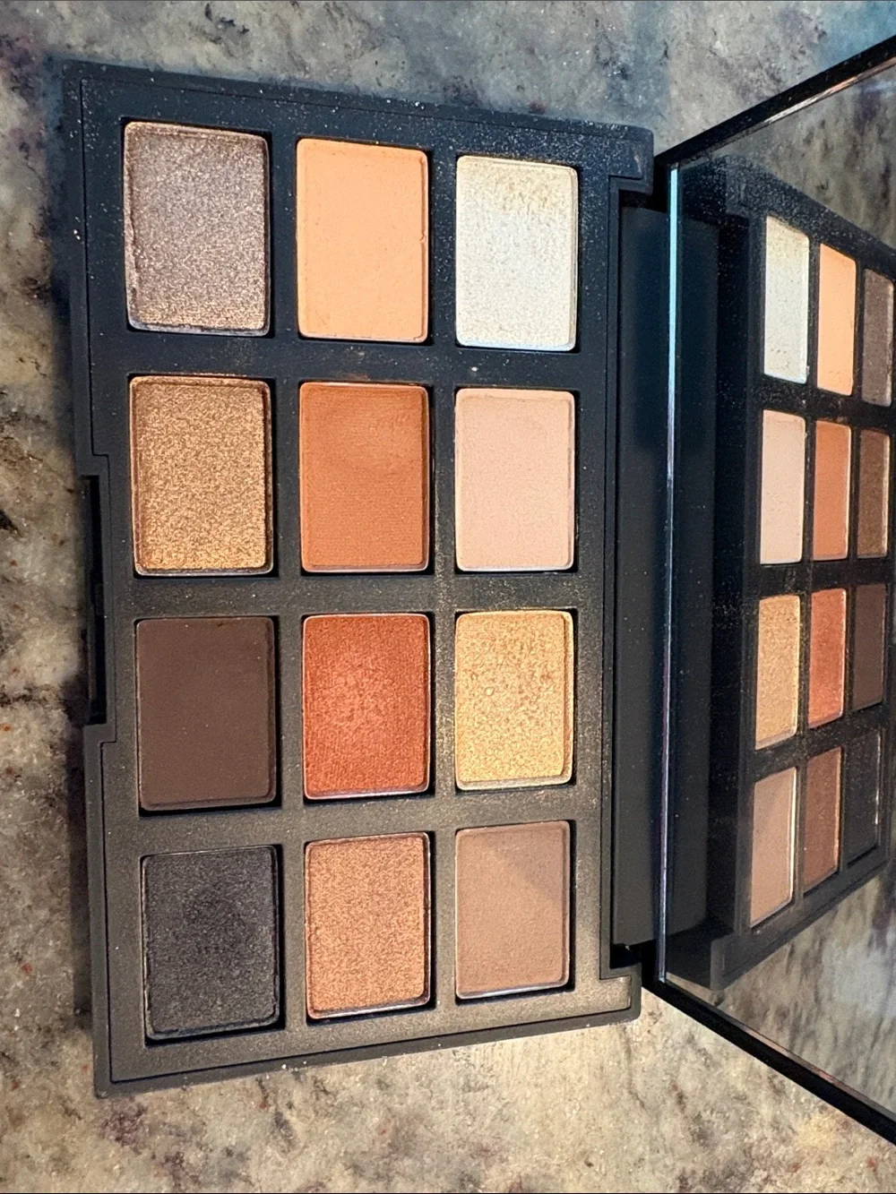 NARS Loaded Gold Mirror Compact Eyeshadow Palette